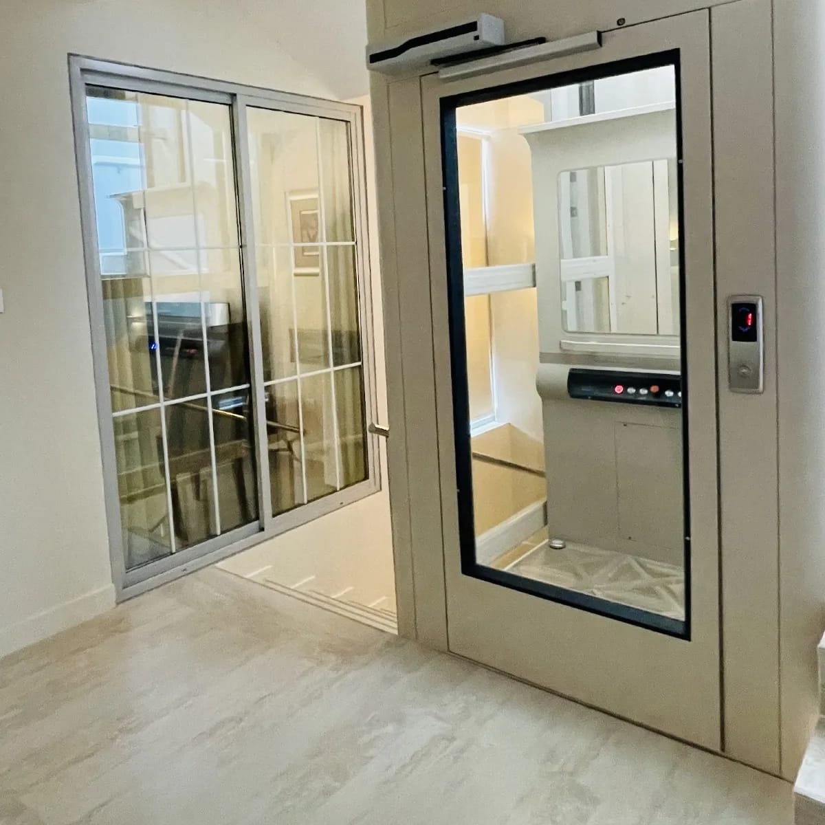 Devas elevator & escalator